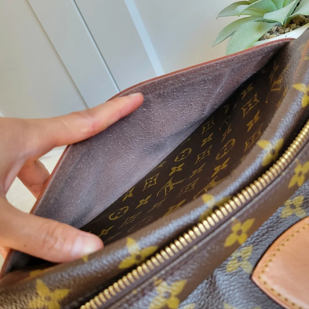 💕VERY RARE Crossbody LOUIS VUITTON Jeune Fille MM Monogram